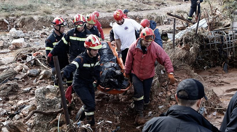 Στα 24 τα θύματα από τις πλημμύρες στη Μάνδρα: Εντοπίστηκε νεκρός ο αγνοούμενος κυνηγός – Κατέληξαν και δύο ηλικιωμένοι σε νοσοκομεία